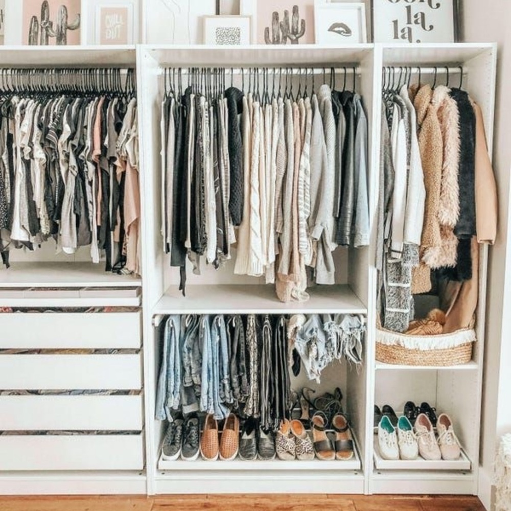 UNLISTED CLOTHING INVENTORY (HUGE LIQUIDATION)